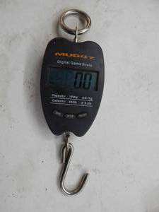 lot 42 image: Muddy 330 LB. Digital Game Scale