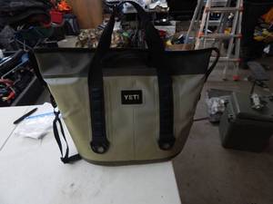 lot 43 image: Yeti Cooler Bag (Faded On 1 Side)