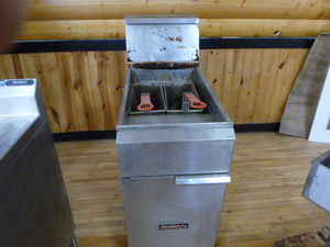 lot 7 image: Tri-Star 2 Basket Deep Fryer