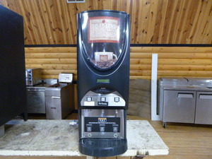 lot 24 image: ArmandaBunn CappuccinoHot Chocolate Maker