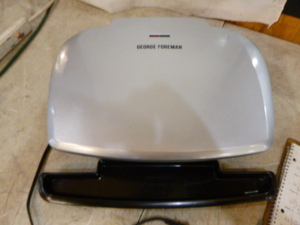 lot 28 image: George Forman Grill