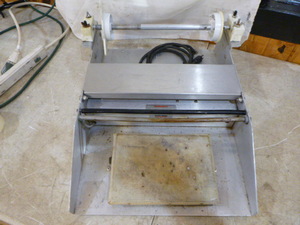 lot 30 image: Heat Seal Plastic Wrap Sealer