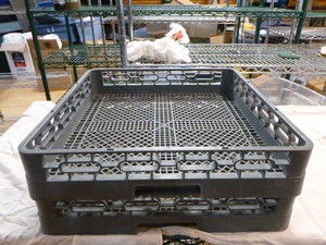 lot 64 image: 2 Flat Dishwasher Racks