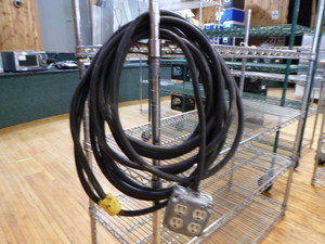 lot 115 image: Heavy Duty Electrical Cord