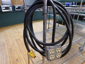 lot 116 image: Heavy Duty Electrical Cord