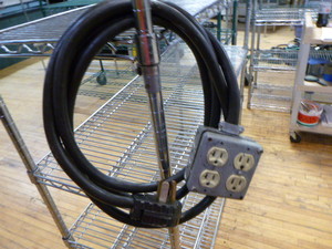 lot 123 image: Heavy Duty Electrical Cord
