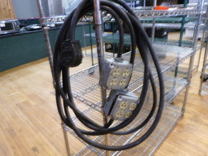 lot 126 image: Heavy Duty Electrical Cord