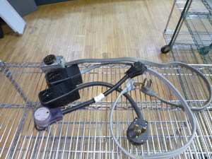 lot 139 image: 4 Electrical Cords