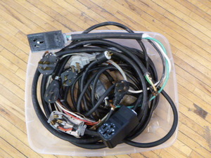lot 143 image: Various Electrical Cords