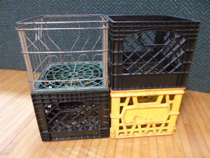 lot 182 image: 4 Milk Crates