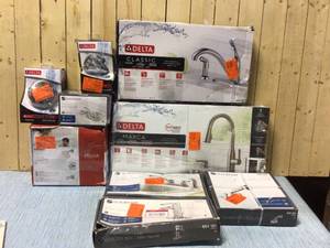 LOT OF Assorted Delta Faucets Customer Returns See Pictures