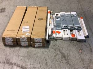 Lot of assorted blindswindow treatments Customer Returns See Pictures