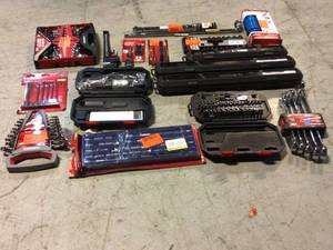 BIG MIX LOT OF HUSKY TOOLS Customer Returns See Pictures