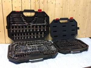 HUSKY 194 PCS MECHANICS TOOL SET   60 PCS MECHANICS TOOL SET W100 POSITION RATCHET Customer Returns See Pictures