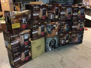 MIX LOT OF KEURIG COFFE MACHINES Customer Returns See Pictures