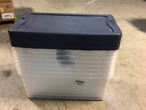 LOT OF STORAGE PLASTIC CONTAINERS Customer Returns See Pictures