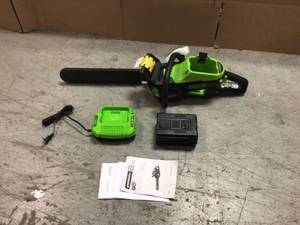 PRO 16 in. 60V Battery Cordless Chainsaw with 2.5 Ah Battery and Charger by Greenworks Customer Returns See Pictures