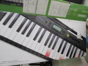 casiotone keyboard tested and works...