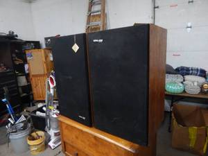 Pair Of Vintage Pioneer Speakers HPM-100