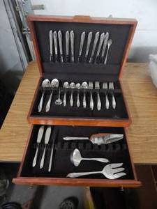 1847 Rogers Bros Spring Time Flatware Stamped IS