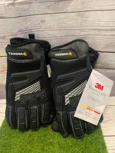 lot 2 image: Two New Pair Winter 3m Gloves XL