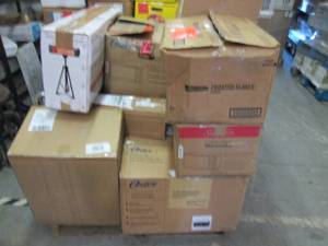 lot 191 image: Pallet of Items with Issues for Repai...