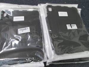 lot 222 image: 10 Donwell iPad Pro 11 Gel Skins...