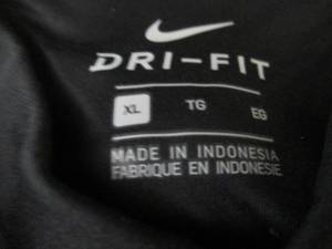 lot 245 image: 6 New Nike Dri-Fit Mens XL BlackGr...