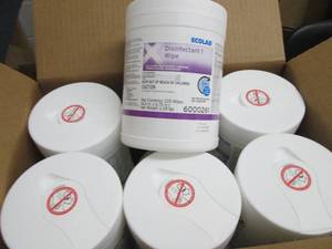 lot 314 image: Case of 12-220 ct Canisters Ecolab ...