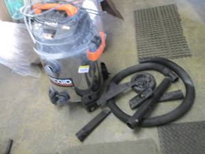 lot 25 image: Ridgid 16 Gallon Shop Vac with Atta...