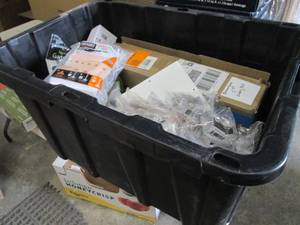 lot 29 image: Tote of Assorted Returned items inc...