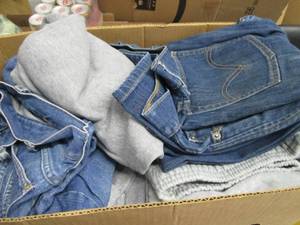 lot 49 image: Box of Assorted Mens Jeans & Pants...