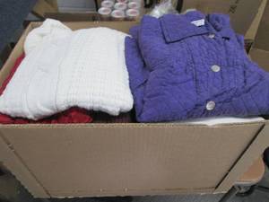 lot 54 image: Box of Assorted Womenss Winter Top...
