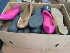 lot 61 image: Box of Assorted Womenss Shoes ...