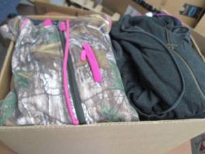lot 69 image: Box of Assorted Womenss Winter Top...