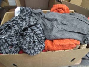 lot 75 image: Box of Assorted Womenss Winter Top...