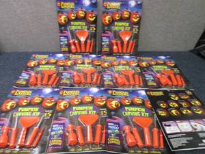 lot 86 image: 10 Pumpkin Masters Pumpkin Carving ...