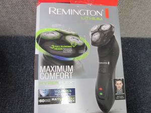lot 124 image: Remington Maximum Comfort HyperFlex...
