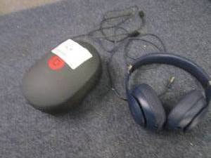 lot 129 image: Beats by Dr. Dre Beats Studio3 Wire...