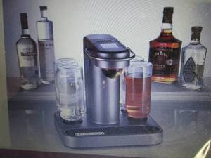 lot 131 image: Bartesian Premium Cocktails On Dema...