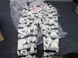 lot 136 image: Girls 78 Fleece PJ Pants NWT...