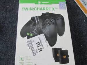 lot 154 image: Snakebyte Twin Charge X for Xbox On...