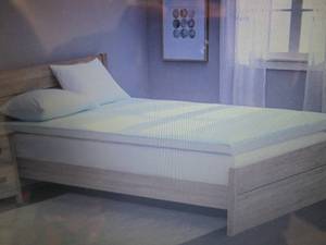 lot 157 image: 3 Gel Memory Foam Combination Cool...