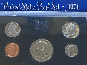 lot 37 image: 1971-S & 1972-S Proof Sets ...