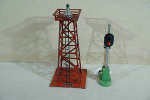 Pre-War Lionel Lines Standard Gauge Light and Beacon Tower