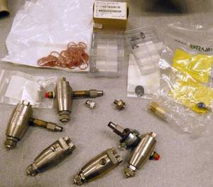 Lot of industrial spraying heads - atomizer 14JT - Spraying Systems Co plus parts