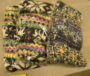 3 Pair of lined leggings fits size 28-32 waist