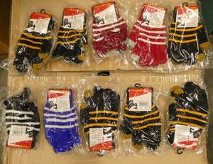 10 pair of touchscreen gloves