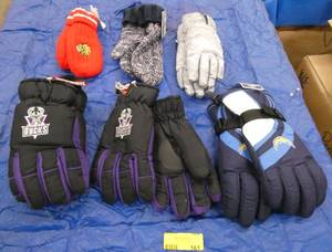 3 pair Winter thinsulate gloves - says One size fits most, 1 ladies pair, 2 mittens