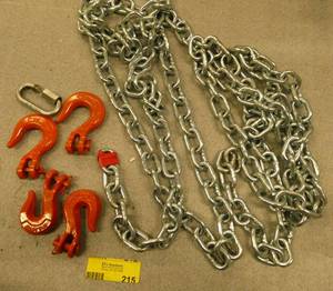 Rigging chain with hooks